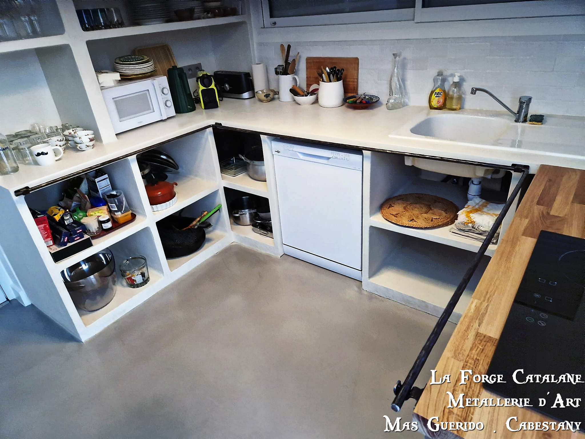 tringle pour meuble de cuisine forge catalane.jpg